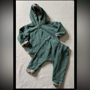 H&M 2-Piece Set Outfit Sweatshirt Pants Boys 9 Months Green Gray Classic Organic